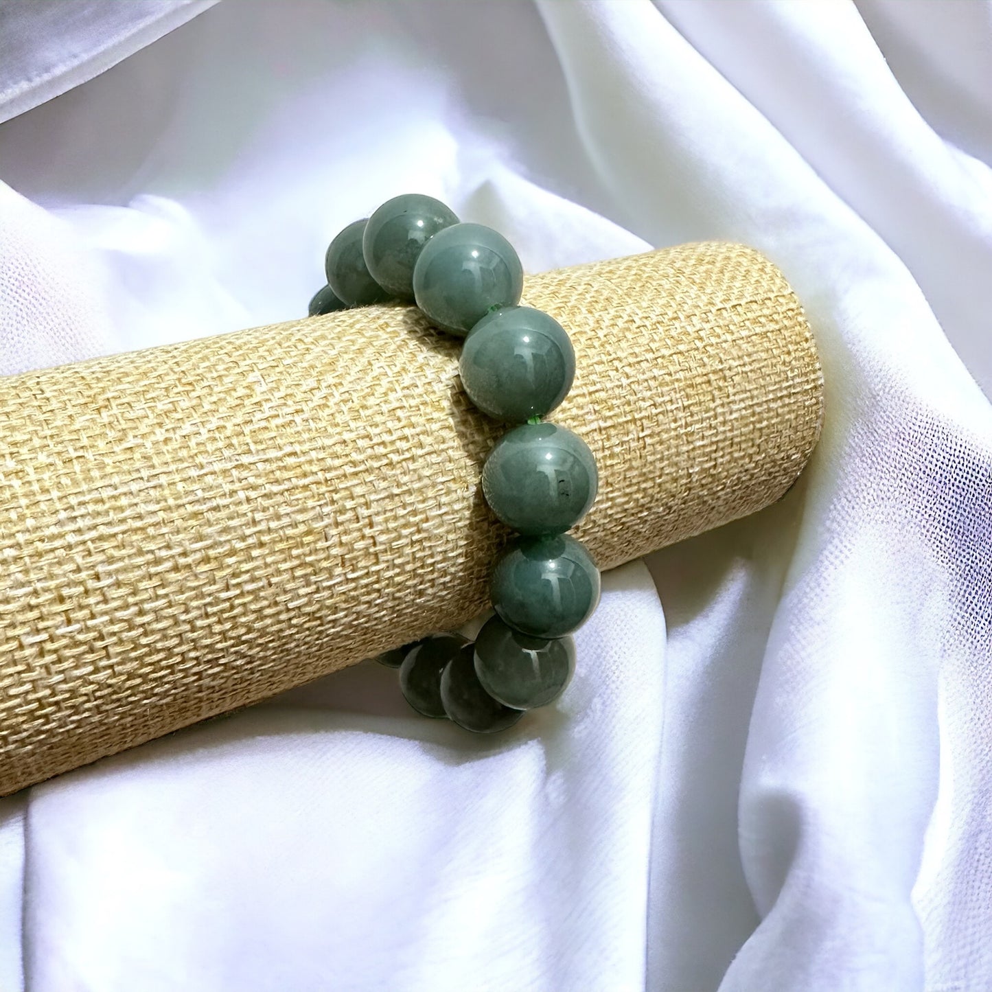 Oil green jade bead necklace • Natural Burmese jade | M03409