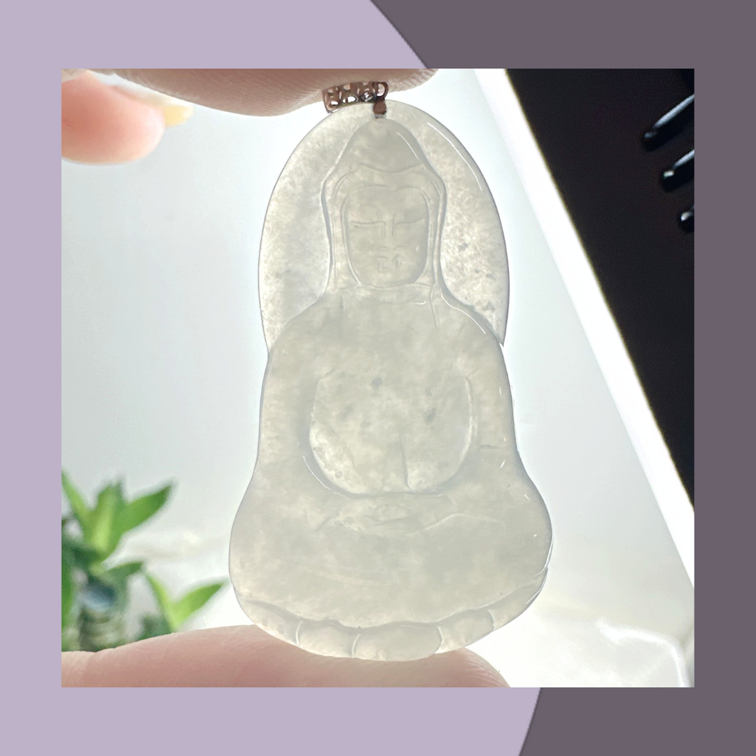 冰白翡翠素衣觀音吊墜(18K扣頭) · 天然緬甸翡翠｜ M014147