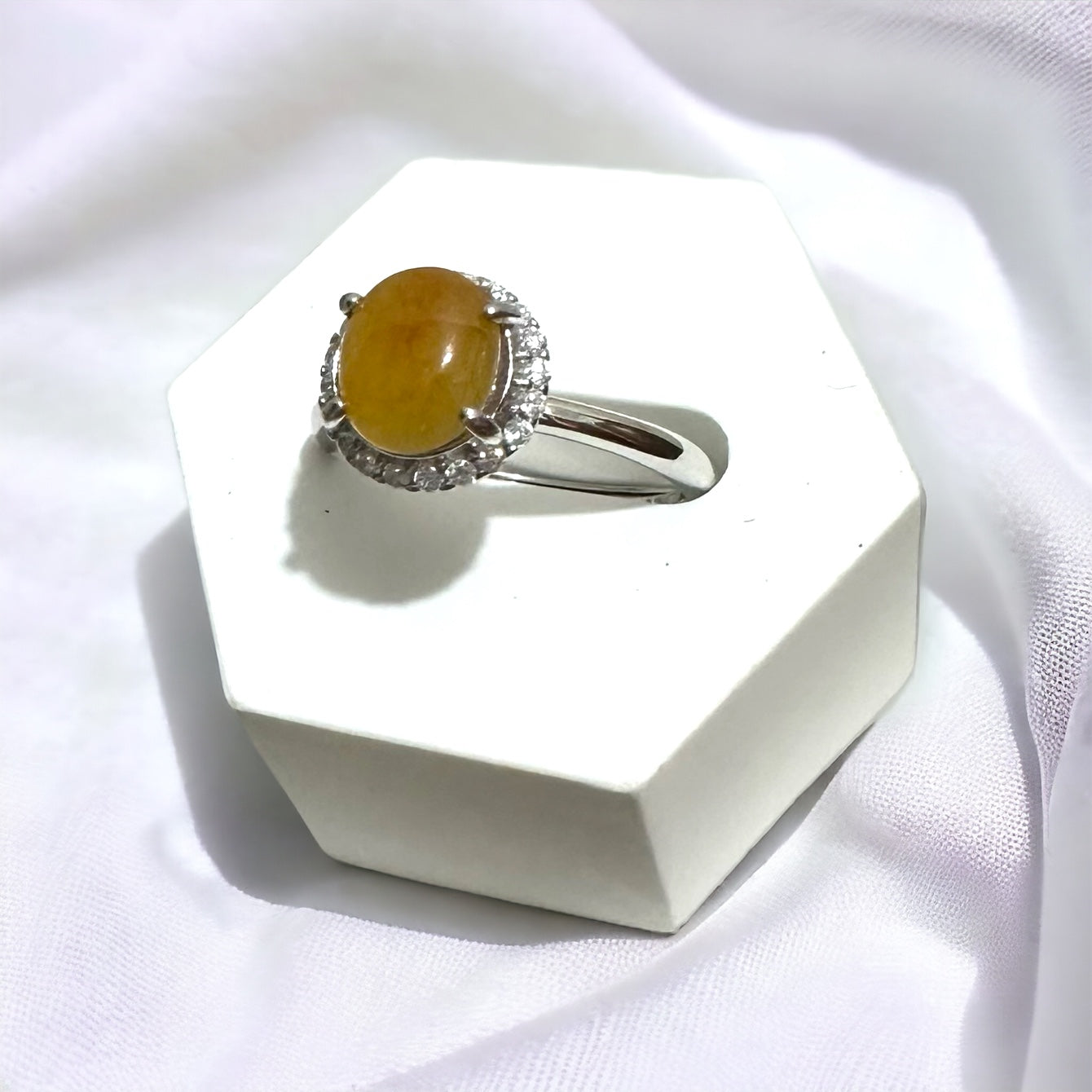 Yellow jade cabochon jade ring 💍 Black jade cabochon ring natural Burmese jade | M06402