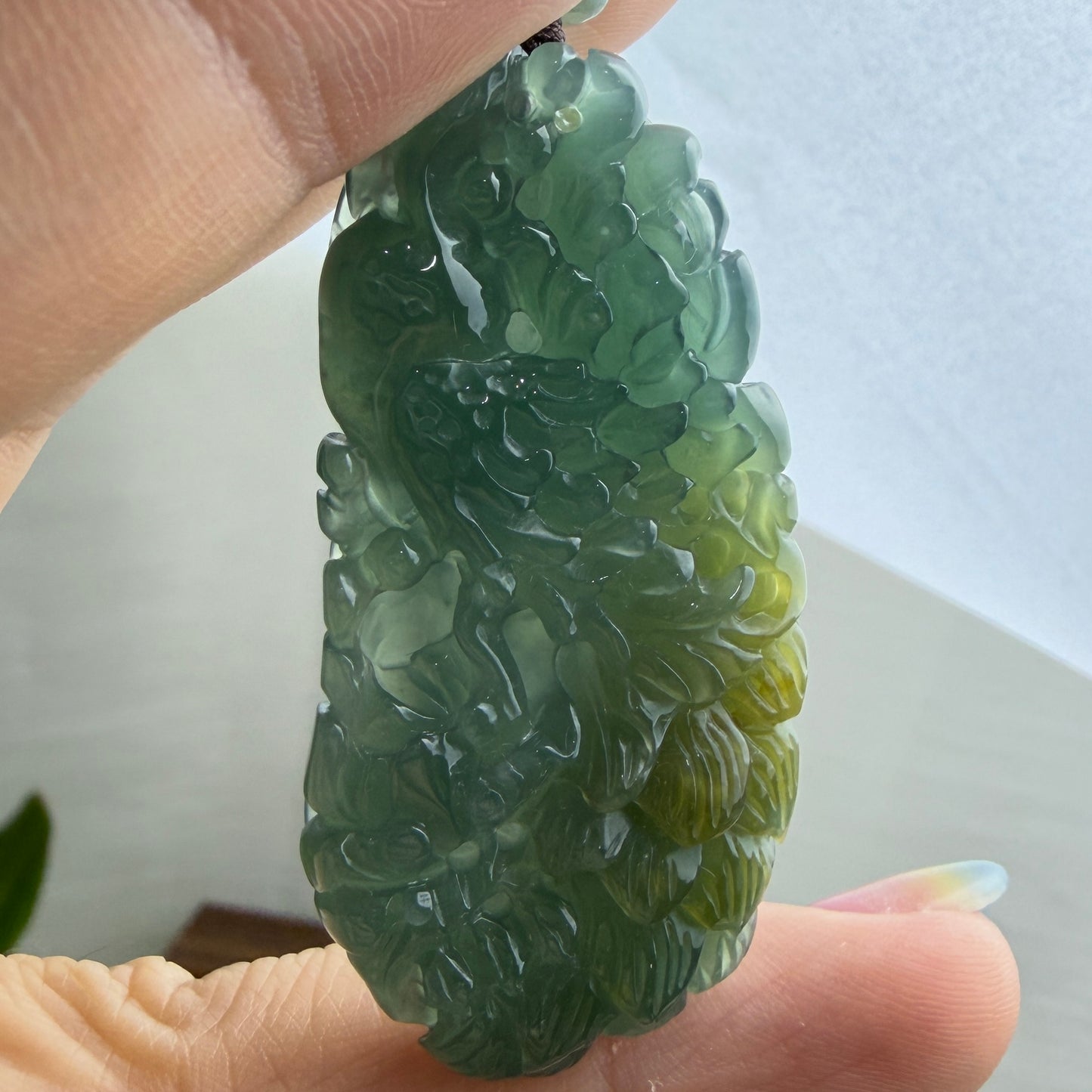 冰黃加藍翡翠鳳牌頸繩 · 天然翡翠A玉 ｜ M01608
