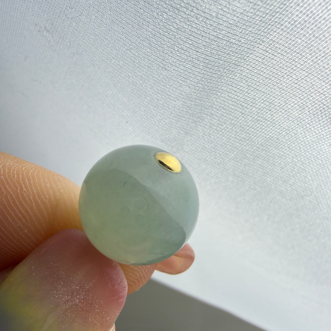 天空藍飄花翡翠單珠頸鏈 （18k扣頭) •天然緬甸翡翠| M01618