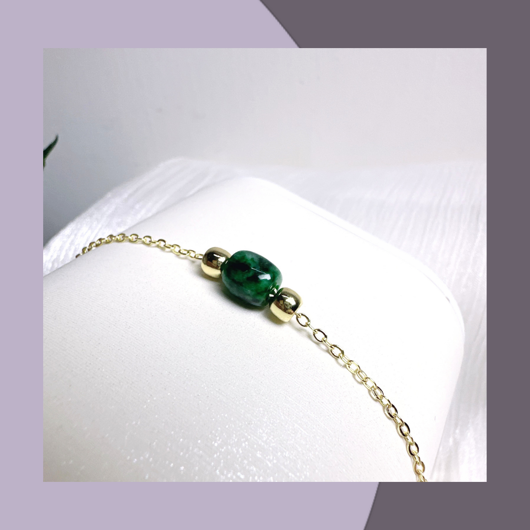 辣綠翡翠手鏈 · 天然翡翠A貨 | M03409