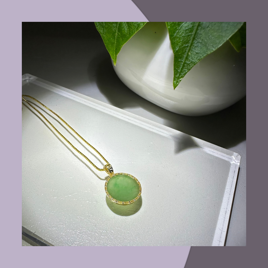 18K green jadeite pendant necklace, natural Burmese jadeite｜M01433